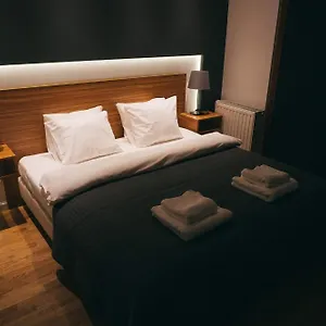 https://grey-apartment-kolowa.krakowhotelspoland.com